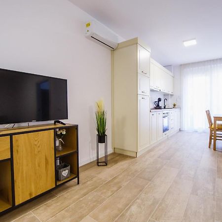 אורדאה Lovely Home At West Residence מראה חיצוני תמונה