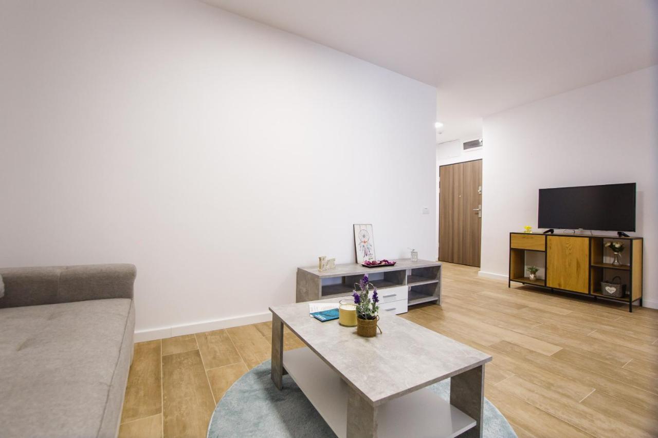 אורדאה Lovely Home At West Residence מראה חיצוני תמונה