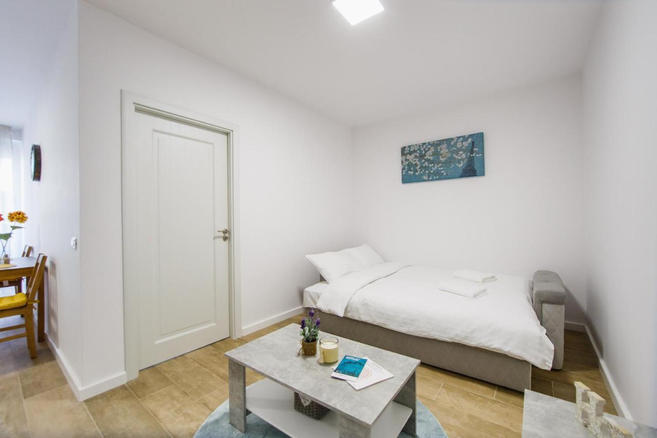 אורדאה Lovely Home At West Residence מראה חיצוני תמונה